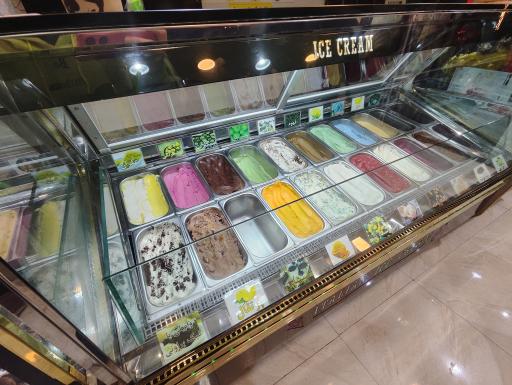 عکس بستنی اصفهان قشم