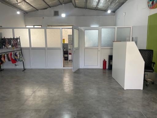 عکس کلینیک دامپزشکی حیوانات خانگی و پرندگان زینتی هما