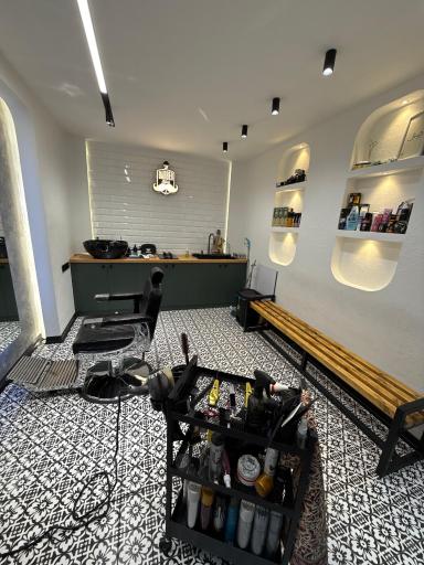 عکس آرایشگاه علی