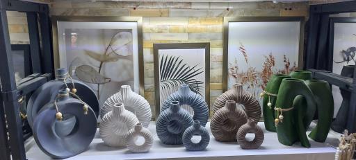 عکس گالری وال وایبز