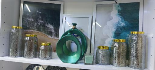 عکس گالری وال وایبز