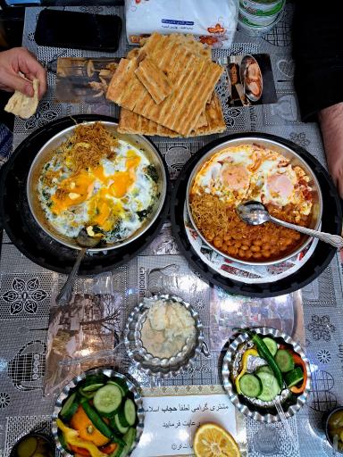 عکس صبحانه سرای آرمین