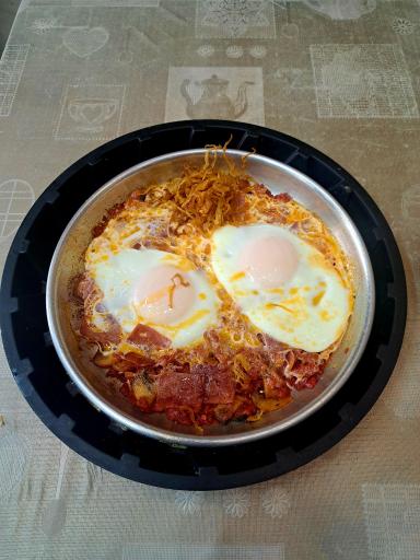 عکس صبحانه سرای آرمین