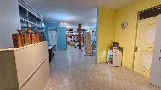 عکس خانه بازی و مهدکودک آبنبات رنگی