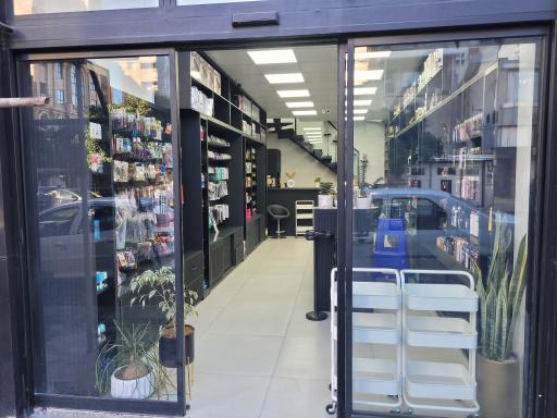 عکس لوازم آرایشی بهداشتی ساری مسکن