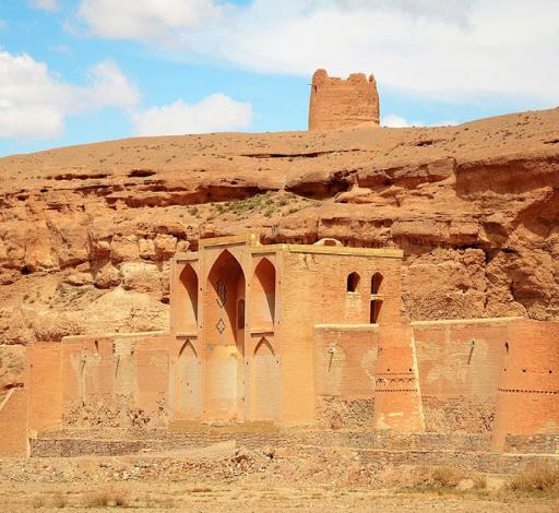 عکس ایزدخواست