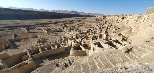 عکس ایزدخواست