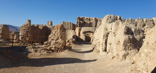 عکس ایزدخواست