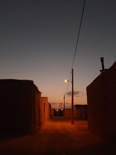 عکس ایزدخواست