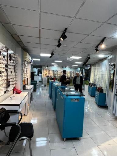 عکس موسسه عینک فرهنگیان