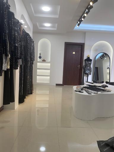 عکس مزون آناهیتا