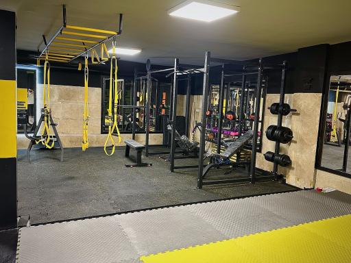 عکس باشگاه بدنسازی تیام 