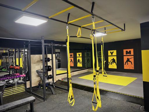 عکس باشگاه بدنسازی تیام 