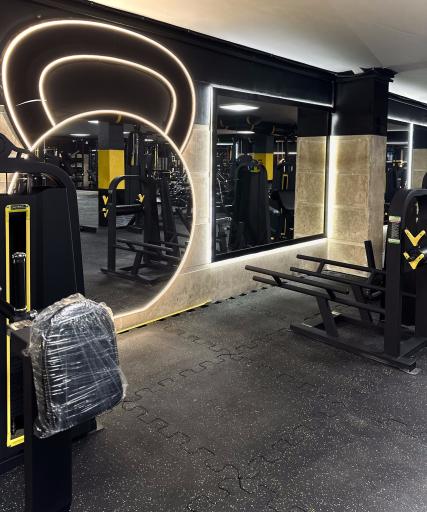 عکس باشگاه بدنسازی تیام 