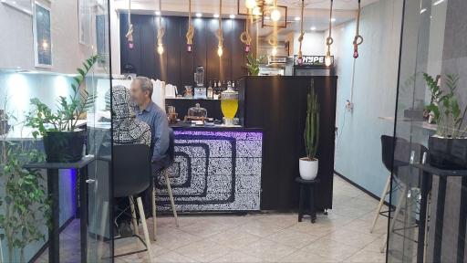 عکس کافه برگر هرمانوس