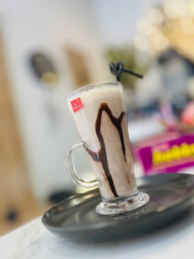 عکس کافه والا