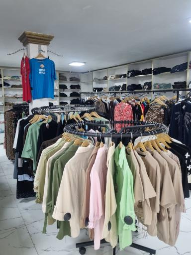 عکس فروشگاه پوشاک افرا کریم پور