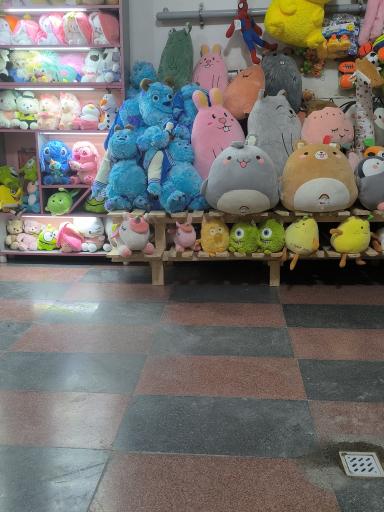 عکس عروسک فروشی