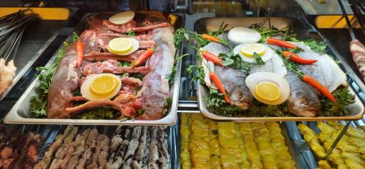 عکس سرای سنتی فانوس