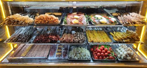 عکس سرای سنتی فانوس