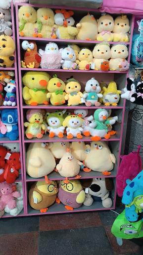 عکس عروسک فروشی