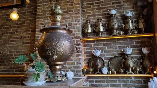 عکس سرای سنتی فانوس