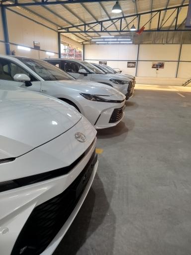 عکس نمایندگی فروش و خدمات پس از فروش تویوتا