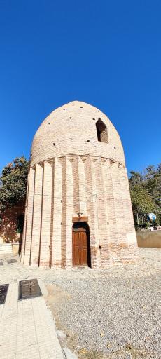 عکس برج مقبره کردان