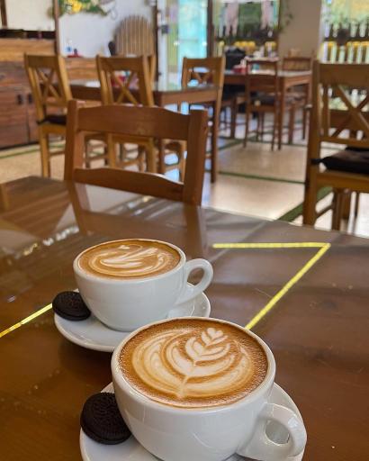 عکس کافه رستوران باغ زیتون