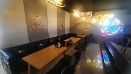 عکس کافه لوچی