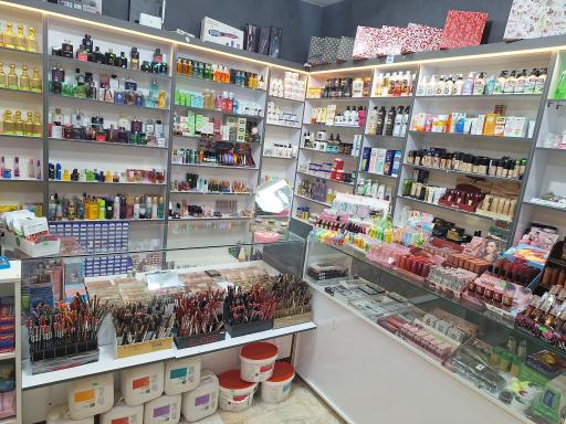 عکس لوازم آرایشی ماتیک 