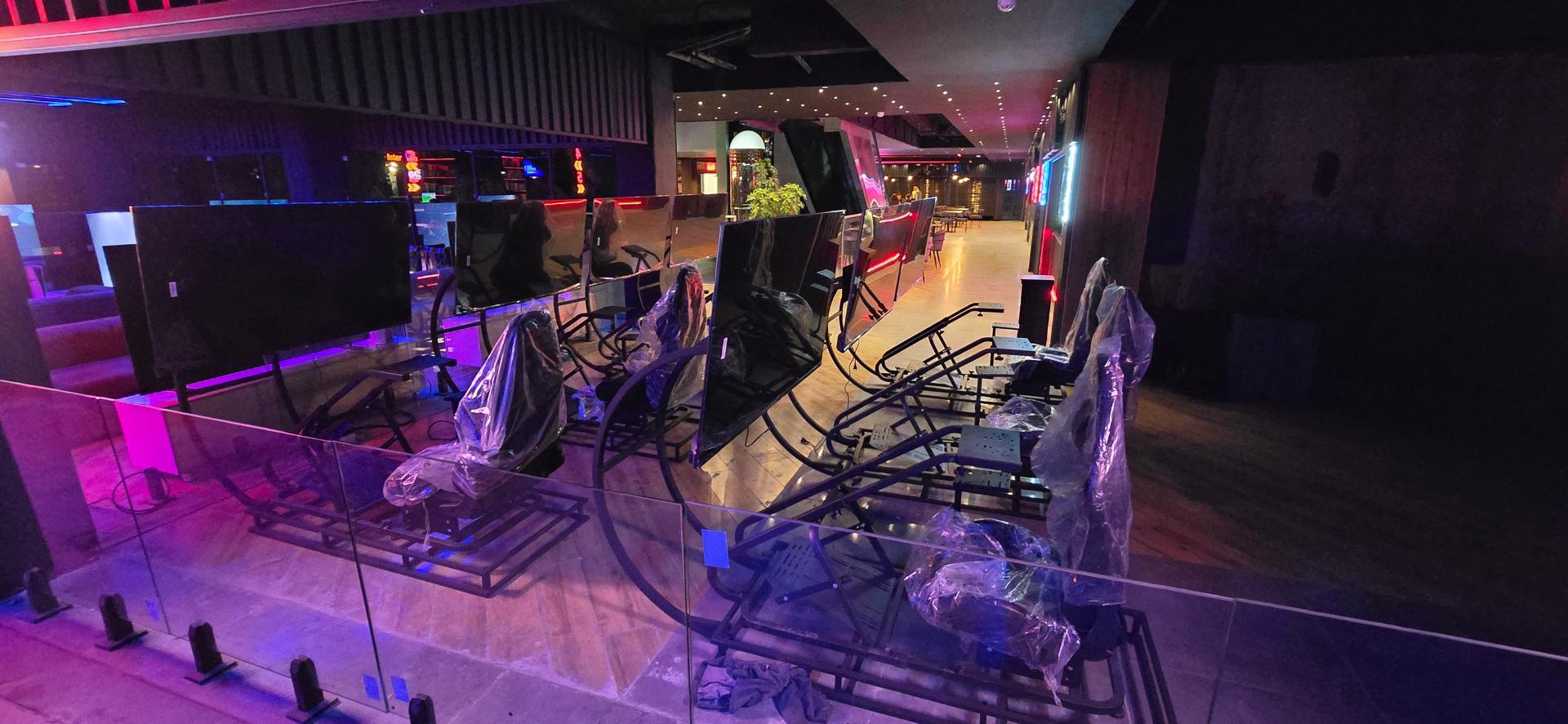 عکس فود گیم اکسین گیم