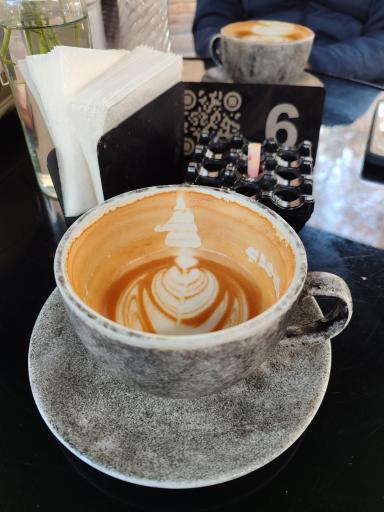 عکس کافه و رستوران باغ کاریز