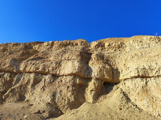 عکس تپه سار