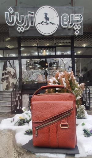 عکس گالری چرم آریانا 