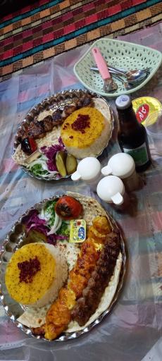 عکس کافه سنتی سرخ چشمه