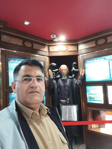 عکس موزه صلح تهران