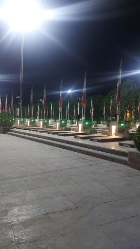 عکس گلزار شهدا دارالسلام کاشان