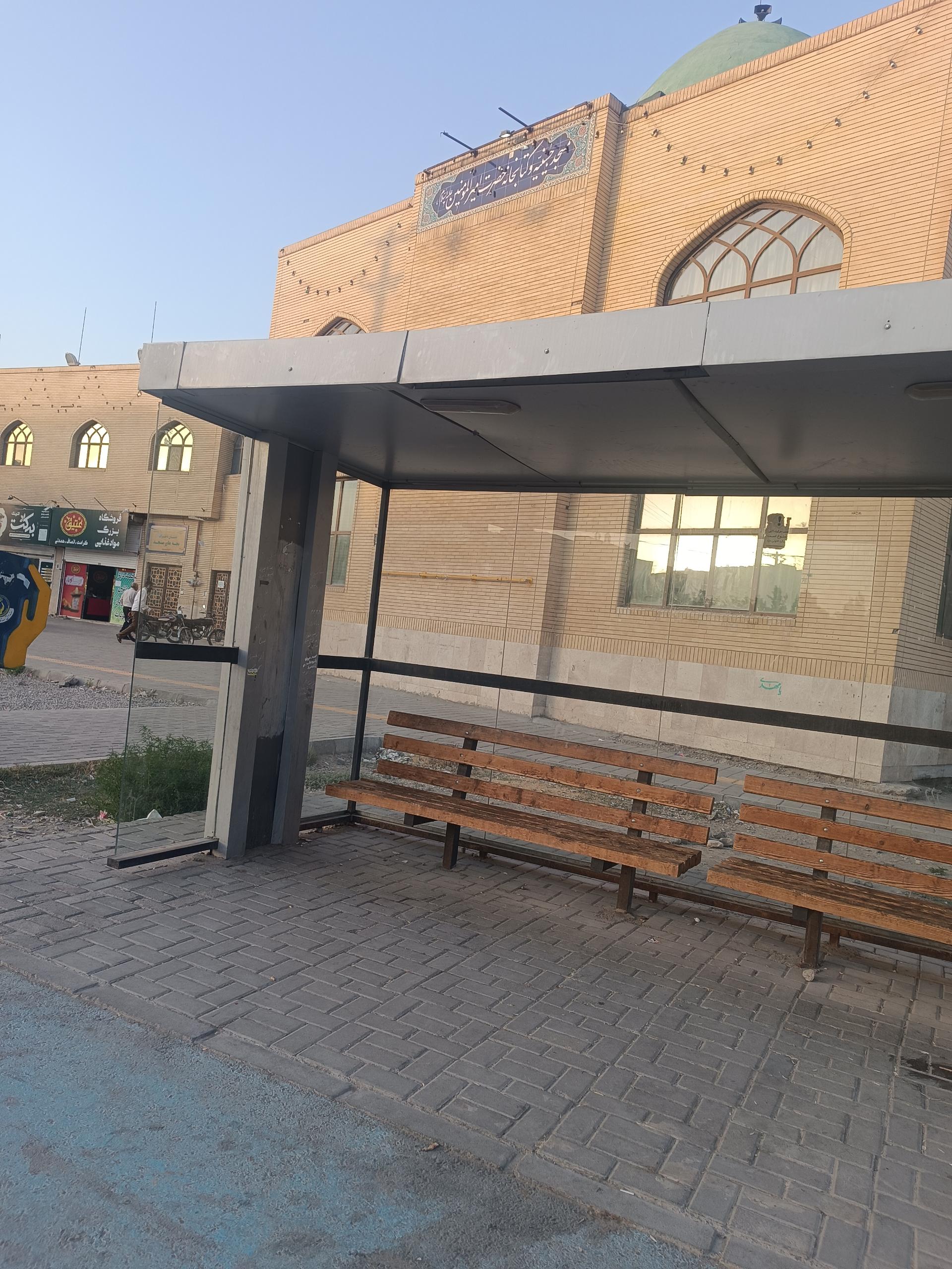 عکس ایستگاه اتوبوس شهرک امید