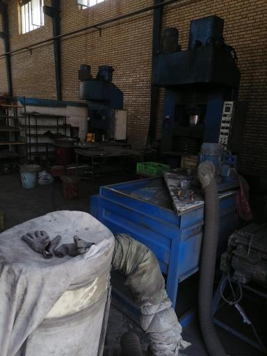 عکس کارخانه لنت ترمز لاویج