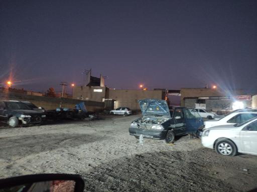 عکس تعمیرگاه خودرو کمیت بختیاری 