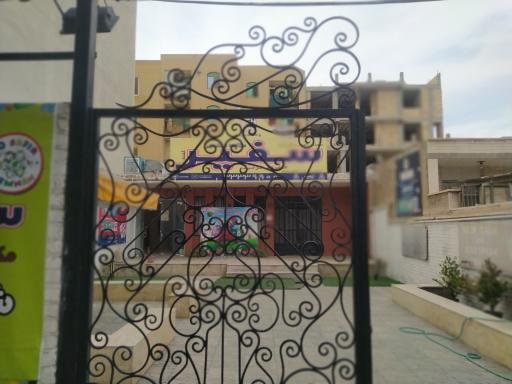 عکس موسسه آموزش زبان خارجی سفیر