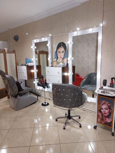 عکس سالن زیبایی رها گل