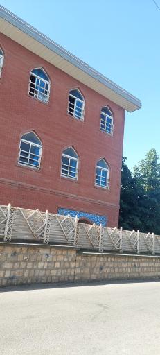 عکس دبستان امیرکبیر و میرداماد 