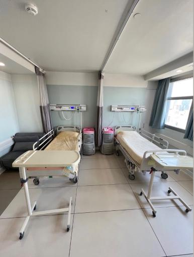 عکس بیمارستان و زایشگاه سینا