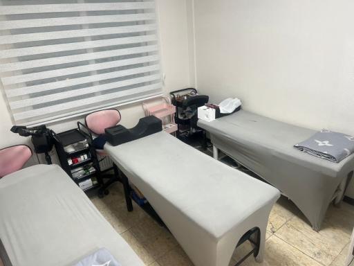 عکس سالن زیبایی رها گل