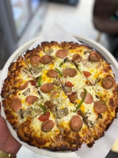 عکس رستوران مک رونالد