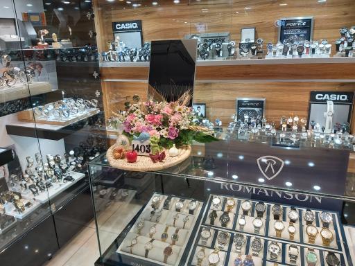 عکس ساعت فروشی واچ لند 