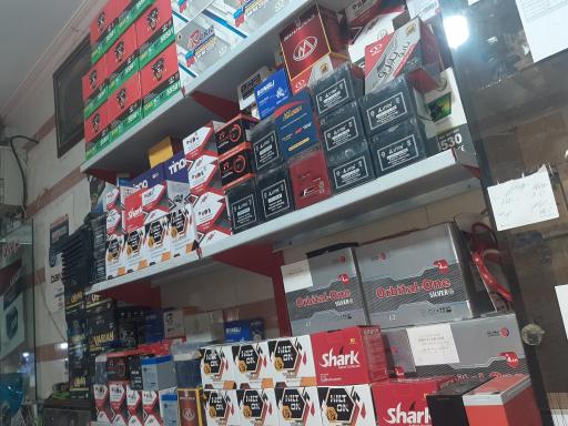 عکس فروشگاه باطری فیض آبادی
