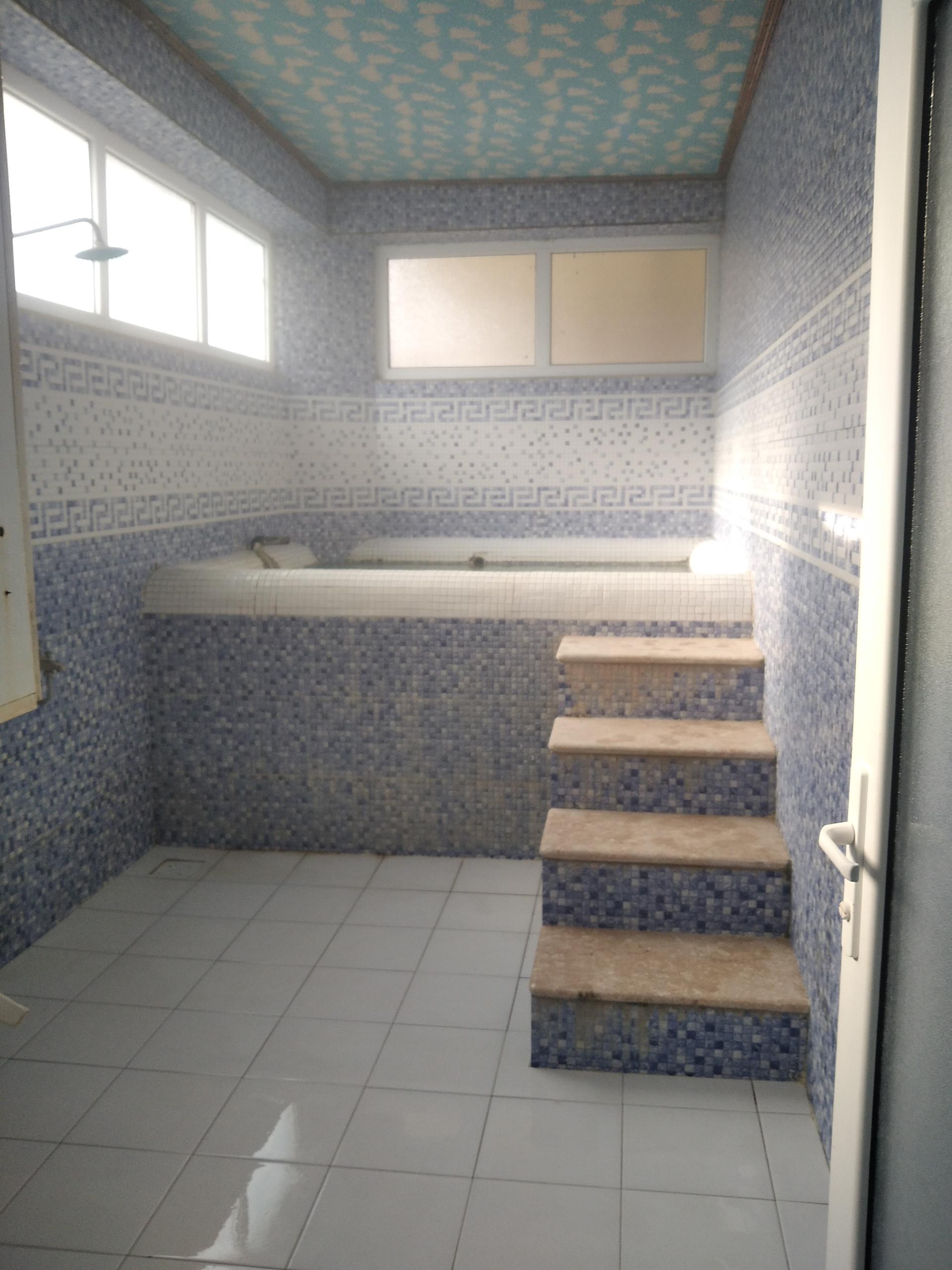 عکس آبگرم ایران زمین 